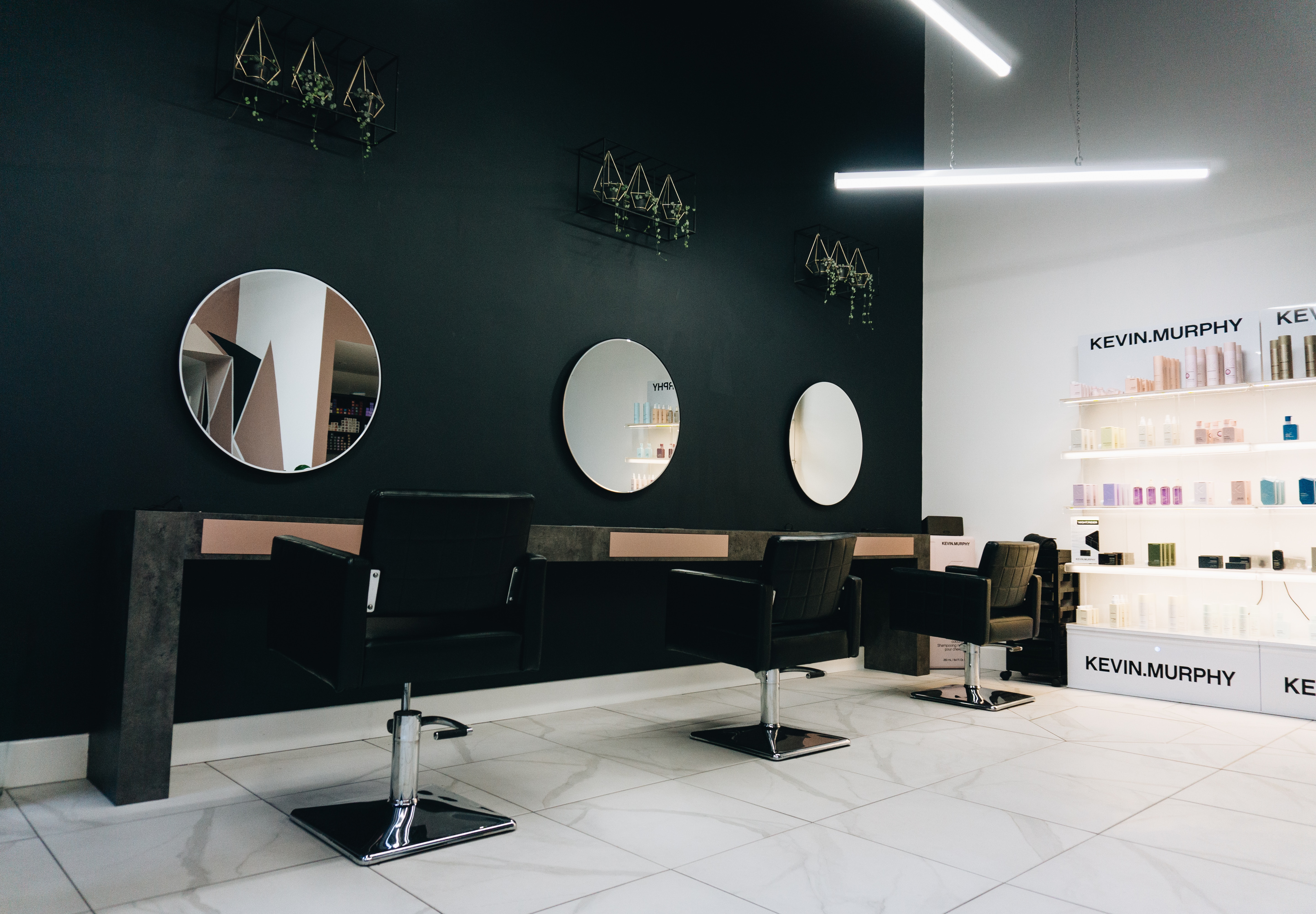 Book Salon online